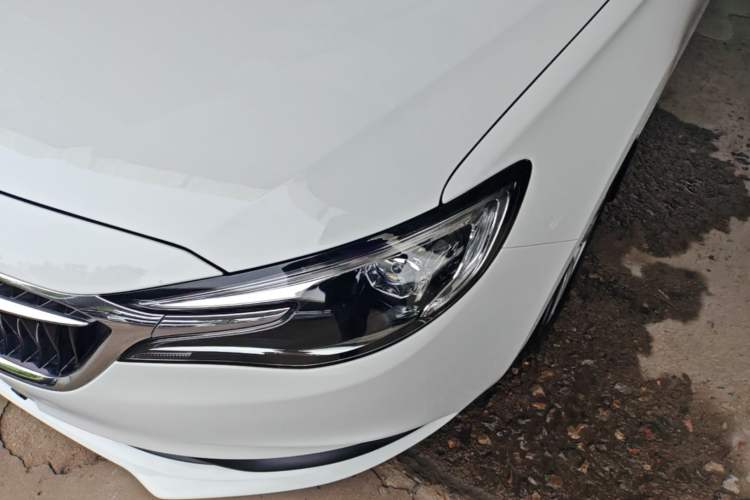Used Buick GT 2021 Revised Version Flagship 1.5L Automatic Entry-Level Trim Left Front Headlight