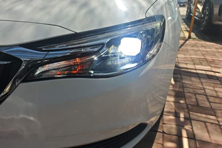 Used Buick GT 2021 Revised Version Flagship 1.5L Automatic Elite Edition Left Front Headlight