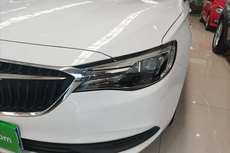 Used Buick GT 2021 Revised Version Flagship 1.5L Automatic Elite Edition Left Front Headlight
