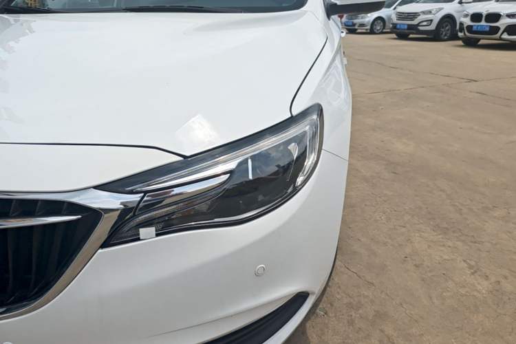 Used Buick GT 2021 Revised Version Flagship 1.5L Automatic Elite Edition Left Front Headlight