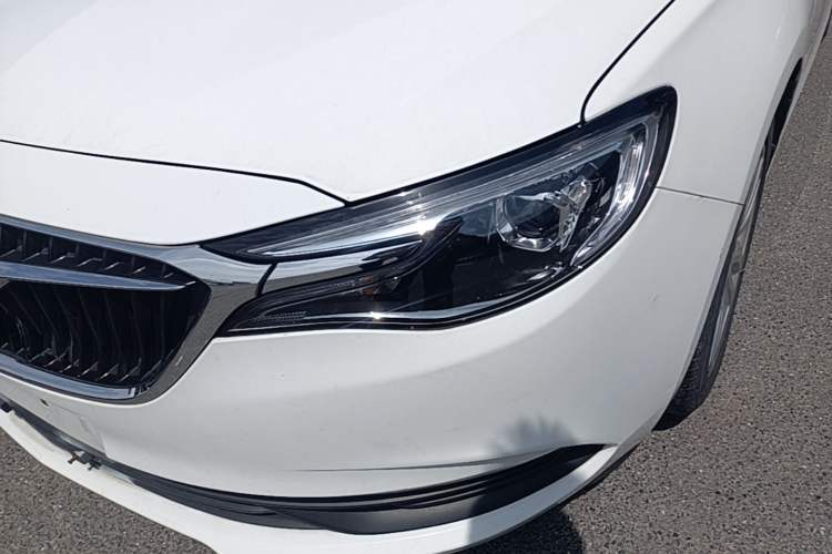 Used Buick GT 2021 Revised Version Flagship 1.5L Automatic Elite Edition Left Front Headlight