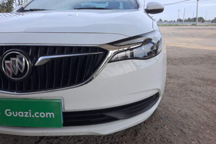 Used Buick GT 2021 Revised Version 1.3T Automatic Mild Hybrid Elite Edition Left Front Headlight