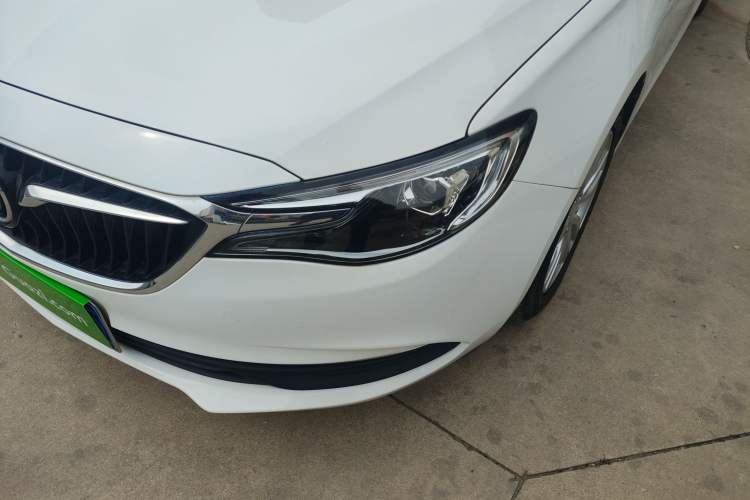 Used Buick GT 2021 Revised Version Flagship 1.5L Automatic Elite Edition Left Front Headlight