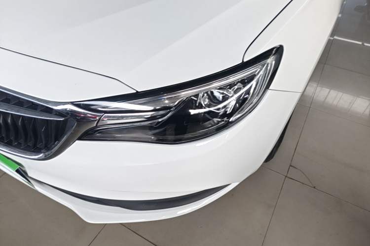 Used Buick GT 2021 Revised Version Flagship 1.5L Automatic Entry-Level Trim Left Front Headlight