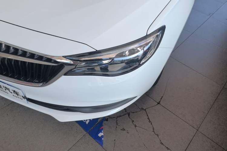 Used Buick GT 2021 Revised Version 1.3T Automatic Mild Hybrid Elite Edition Left Front Headlight