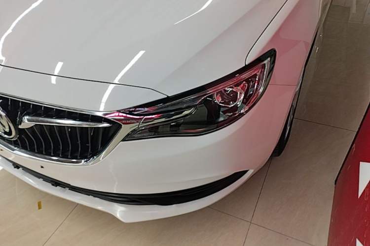 Used Buick GT 2021 Revised Version Flagship 1.5L Automatic Elite Edition Left Front Headlight