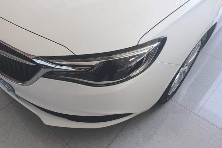 Used Buick GT 2021 Revised Version Flagship 1.5L Automatic Elite Edition Left Front Headlight