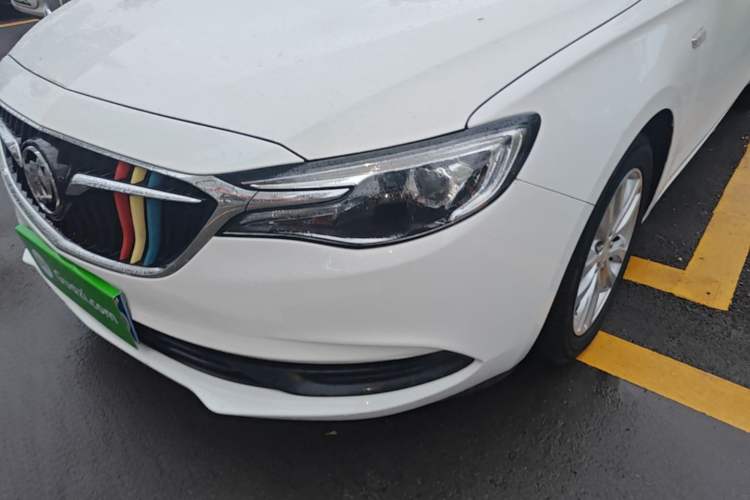 Used Buick GT 2021 Revised Version Flagship 1.5L Automatic Elite Edition Left Front Headlight