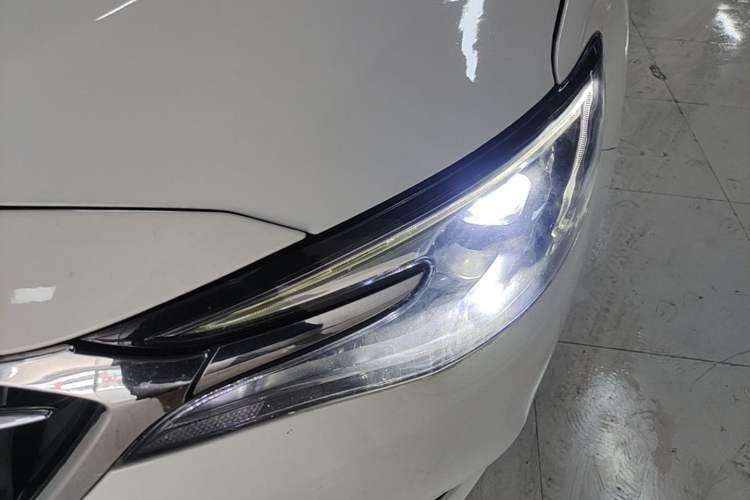 Used Buick GT 2021 1.3T Automatic Mild Hybrid Elite Version Left Front Headlight