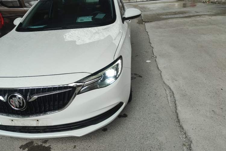 Used Buick GT 2021 Revised Version Flagship 1.5L Automatic Elite Edition Left Front Headlight