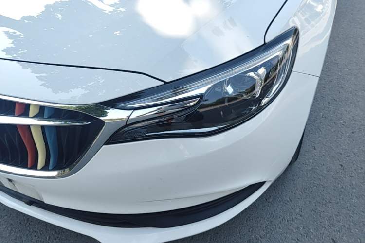 Used Buick GT 2021 Revised Version Flagship 1.5L Automatic Elite Edition Left Front Headlight