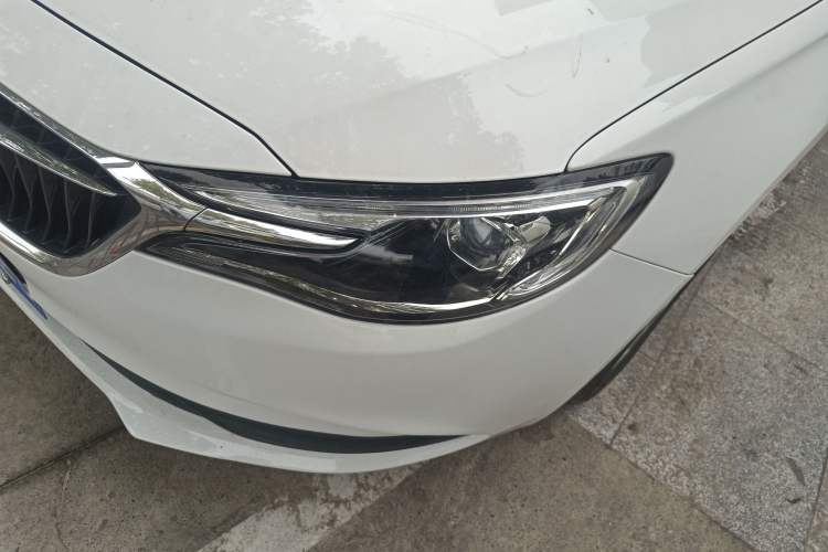 Used Buick GT 2021 Revised Version Flagship 1.5L Automatic Elite Edition Left Front Headlight