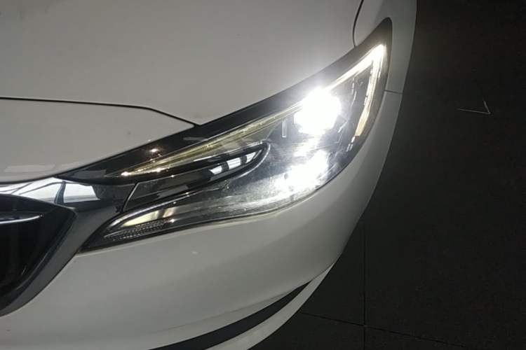 Used Buick GT 2021 Exemplar 1.5L Automatic Elite Version Left Front Headlight