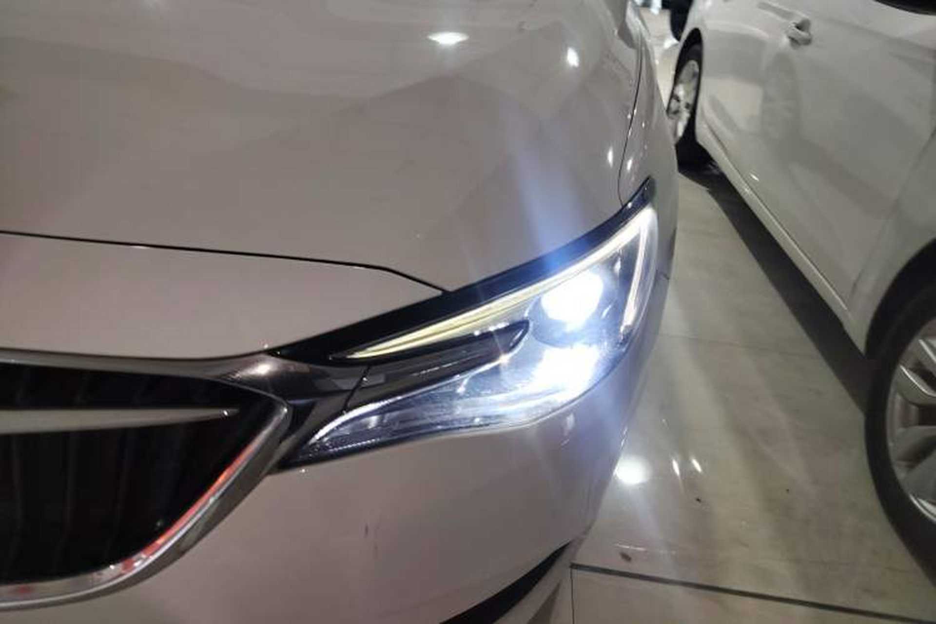 Used Buick GT 2021 1.3T Automatic Mild Hybrid Elite Version Left Front Headlight