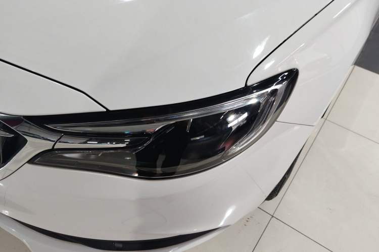 Used Buick GT 2021 Revised Version Flagship 1.5L Automatic Elite Edition Left Front Headlight