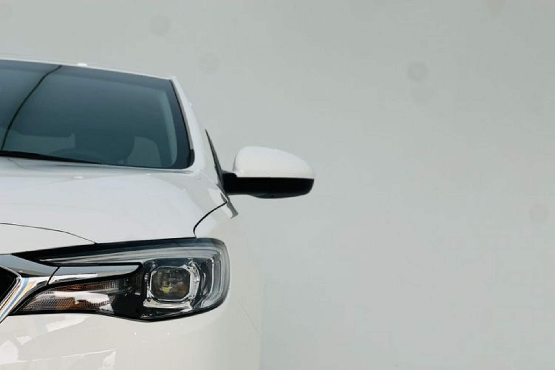 Used Buick GT 2021 Revised Version Flagship 1.5L Automatic Elite Edition Left Front Headlight