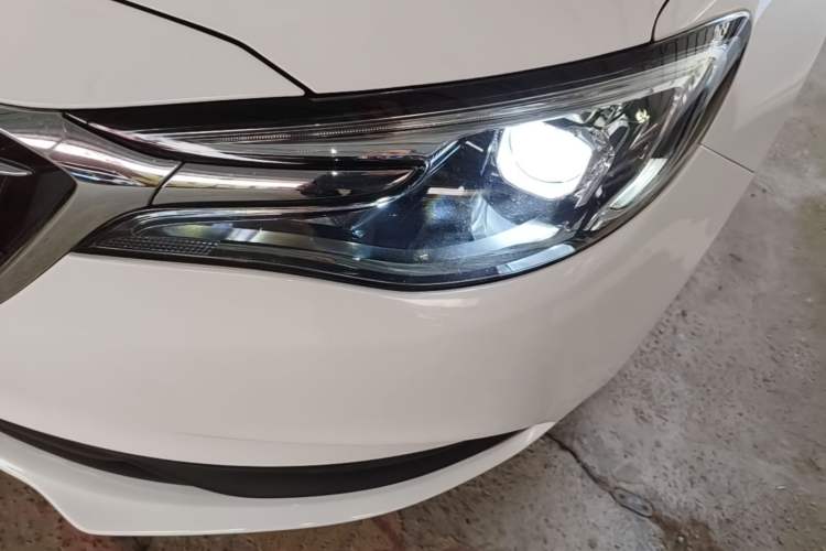 Used Buick GT 2021 Revised Version Flagship 1.5L Automatic Elite Edition Left Front Headlight