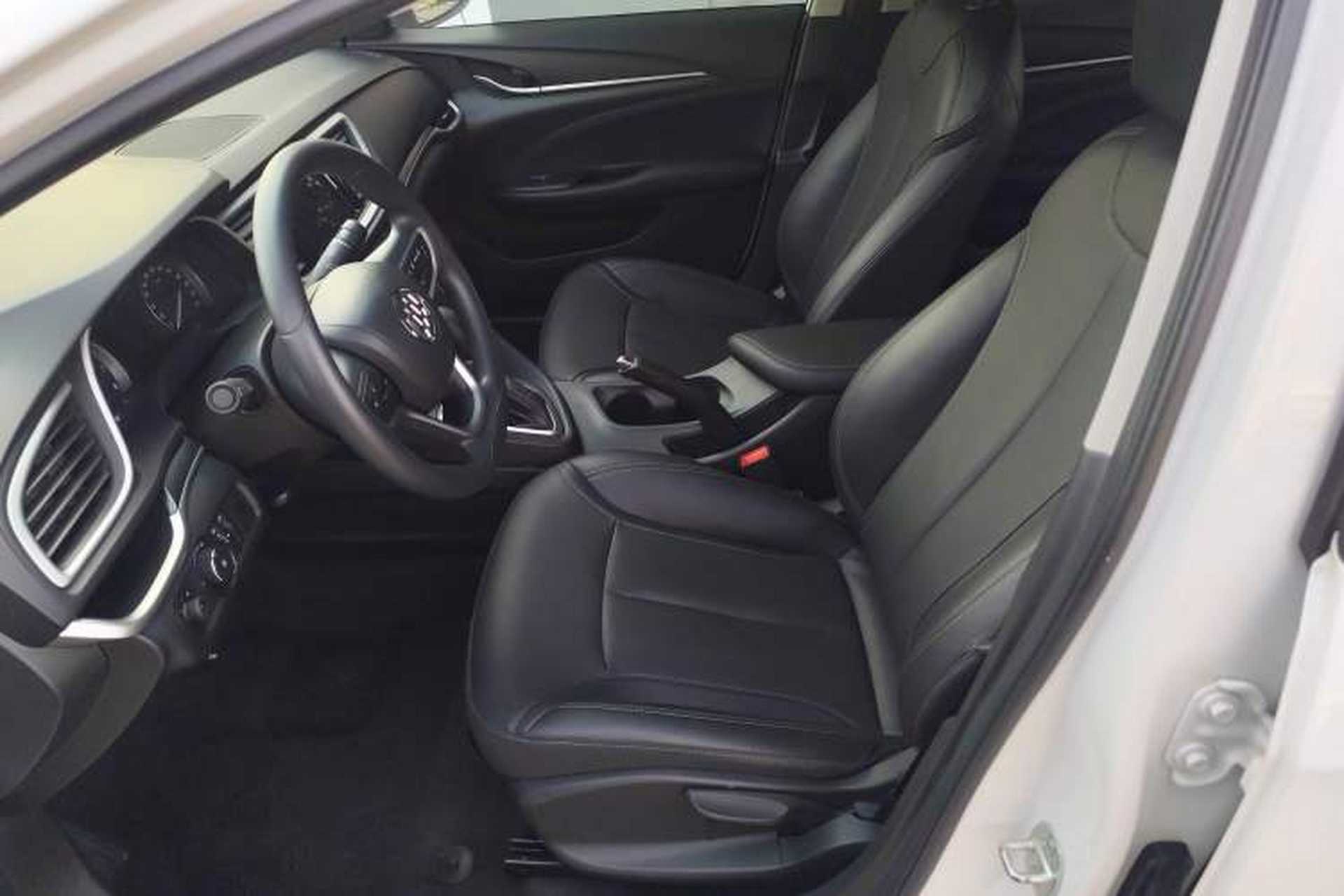 Used Buick GT 2021 Revised Version 1.3T Automatic Mild Hybrid Elite Edition Left Front Seat