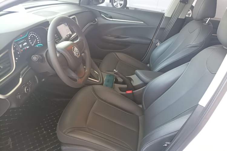 Used Buick GT 2021 1.3T Automatic Mild Hybrid Elite Version Left Front Seat