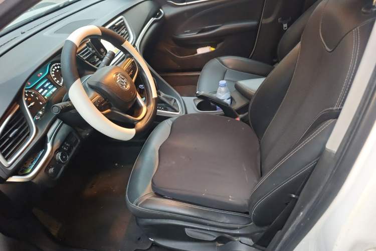 Used Buick GT 2021 1.3T Automatic Mild Hybrid Elite Version Left Front Seat