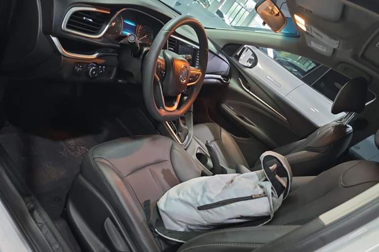 Used Buick GT 2021 Revised Version Flagship 1.5L Automatic Elite Edition Left Front Seat