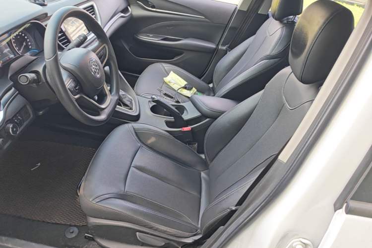 Used Buick GT 2021 Revised Version 1.3T Automatic Mild Hybrid Elite Edition Left Front Seat