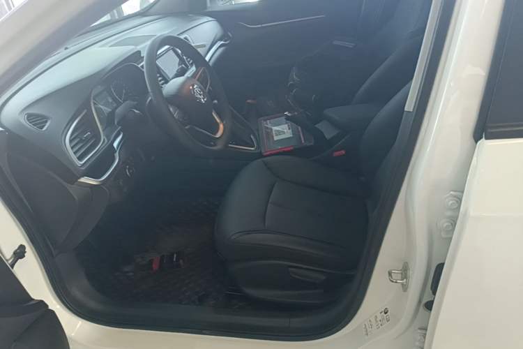 Used Buick GT 2021 Revised Version Flagship 1.5L Automatic Entry-Level Trim Left Front Seat