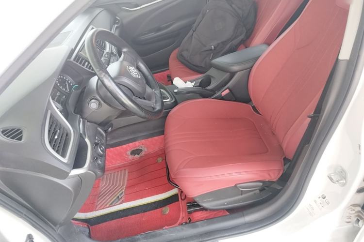Used Buick GT 2021 1.3T Automatic Mild Hybrid Elite Version Left Front Seat