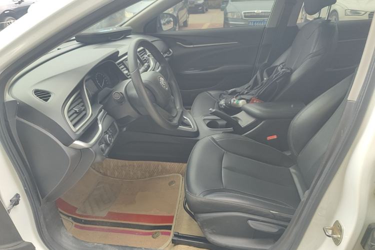 Used Buick GT 2021 1.3T Automatic Mild Hybrid Elite Version Left Front Seat