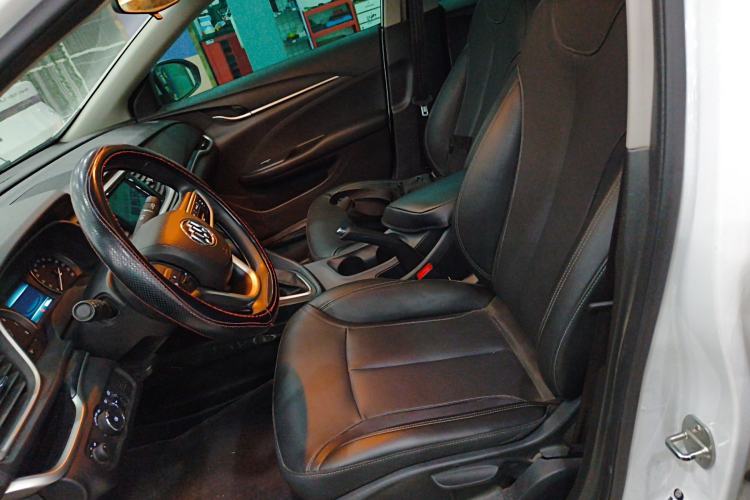 Used Buick GT 2021 1.3T Automatic Mild Hybrid Elite Version Left Front Seat