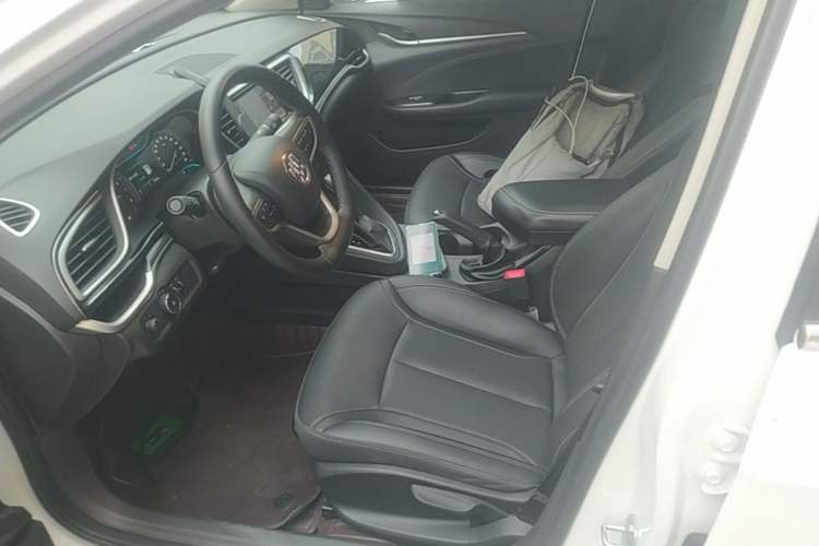 Used Buick GT 2021 1.3T Automatic Mild Hybrid Elite Version Left Front Seat