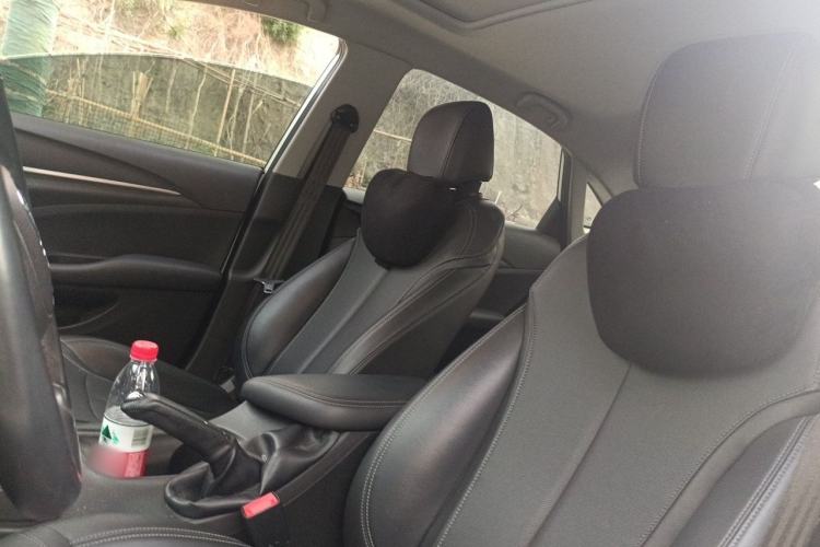 Used Buick GT 2021 1.3T Automatic Mild Hybrid Elite Version Left Front Seat