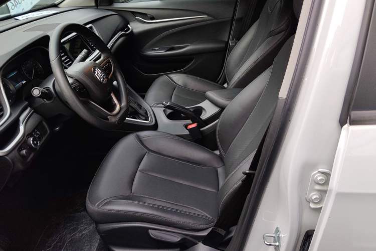 Used Buick GT 2021 Revised Version 1.3T Automatic Mild Hybrid Elite Edition Left Front Seat