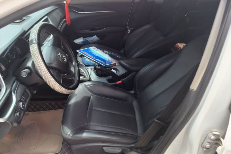 Used Buick GT 2021 1.3T Automatic Mild Hybrid Elite Version Left Front Seat