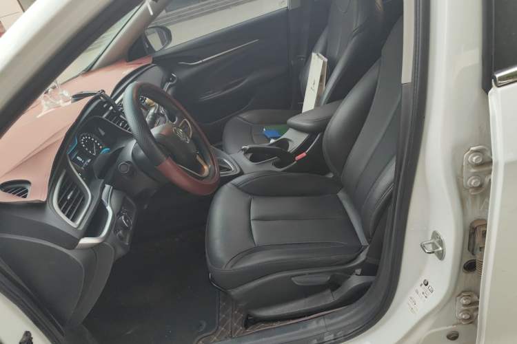 Used Buick GT 2021 Revised Version 1.3T Automatic Mild Hybrid Elite Edition Left Front Seat
