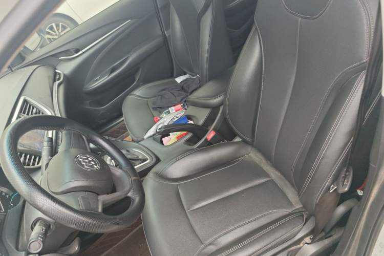 Used Buick GT 2021 1.3T Automatic Mild Hybrid Elite Version Left Front Seat