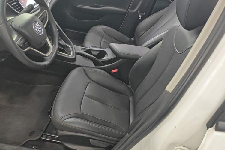 Used Buick GT 2021 Revised Version 1.3T Automatic Mild Hybrid Elite Edition Left Front Seat