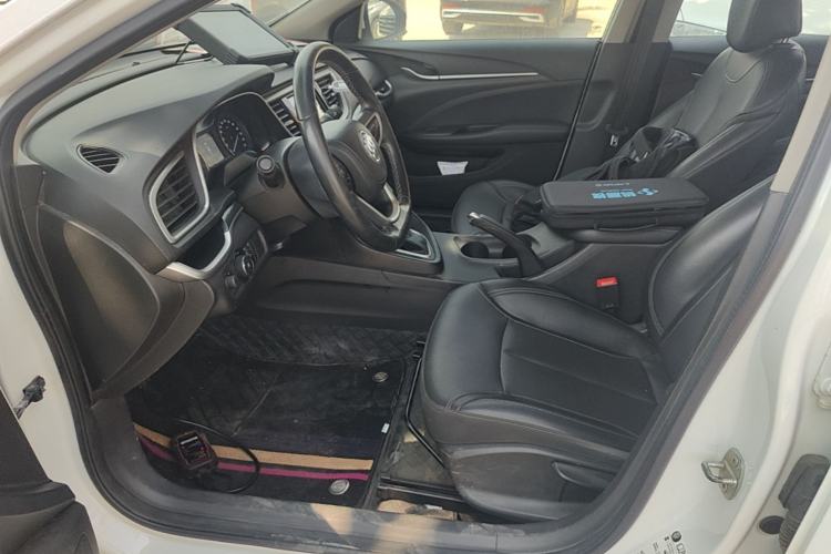 Used Buick GT 2021 1.3T Automatic Mild Hybrid Elite Version Left Front Seat