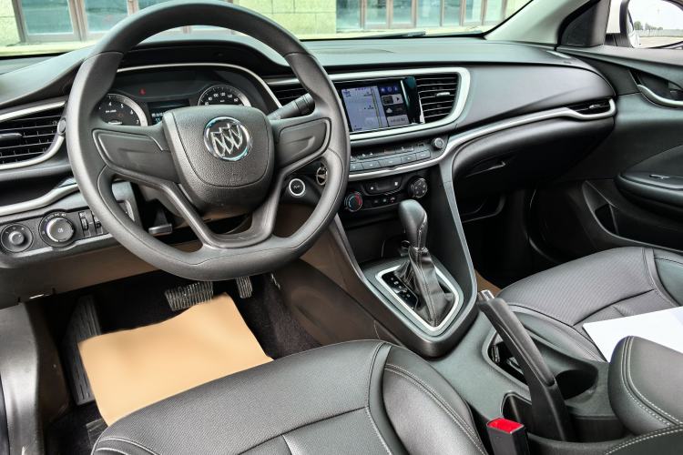 Used Buick GT 2021 1.3T Automatic Mild Hybrid Elite Version Left Front Seat