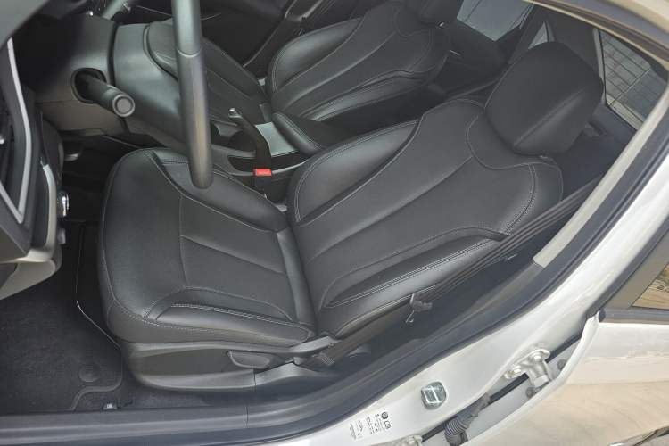 Used Buick GT 2021 Revised Version Flagship 1.5L Automatic Elite Edition Left Front Seat