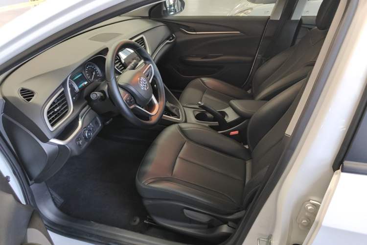 Used Buick GT 2021 Revised Version 1.3T Automatic Mild Hybrid Elite Edition Left Front Seat