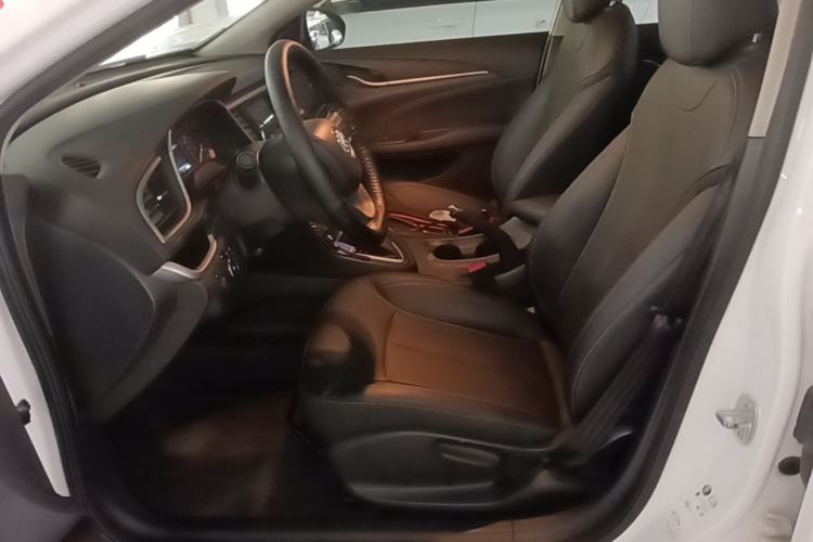 Used Buick GT 2021 1.3T Automatic Mild Hybrid Elite Version Left Front Seat