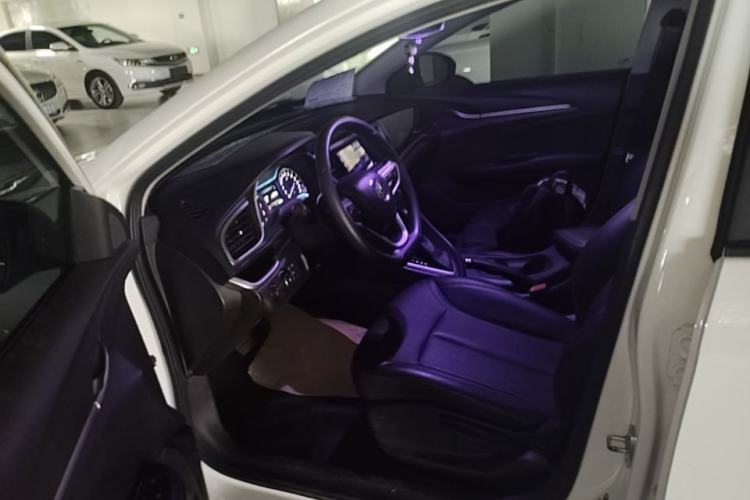 Used Buick GT 2021 Revised Version 1.3T Automatic Mild Hybrid Elite Edition Left Front Seat