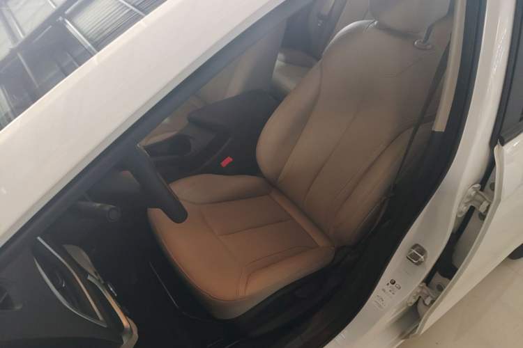 Used Buick GT 2021 Exemplar 1.5L Automatic Elite Version Left Front Seat