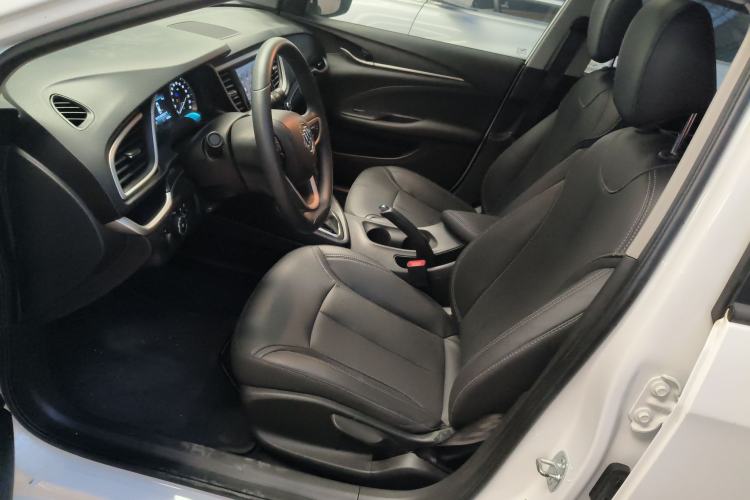 Used Buick GT 2021 Revised Version 1.3T Automatic Mild Hybrid Elite Edition Left Front Seat