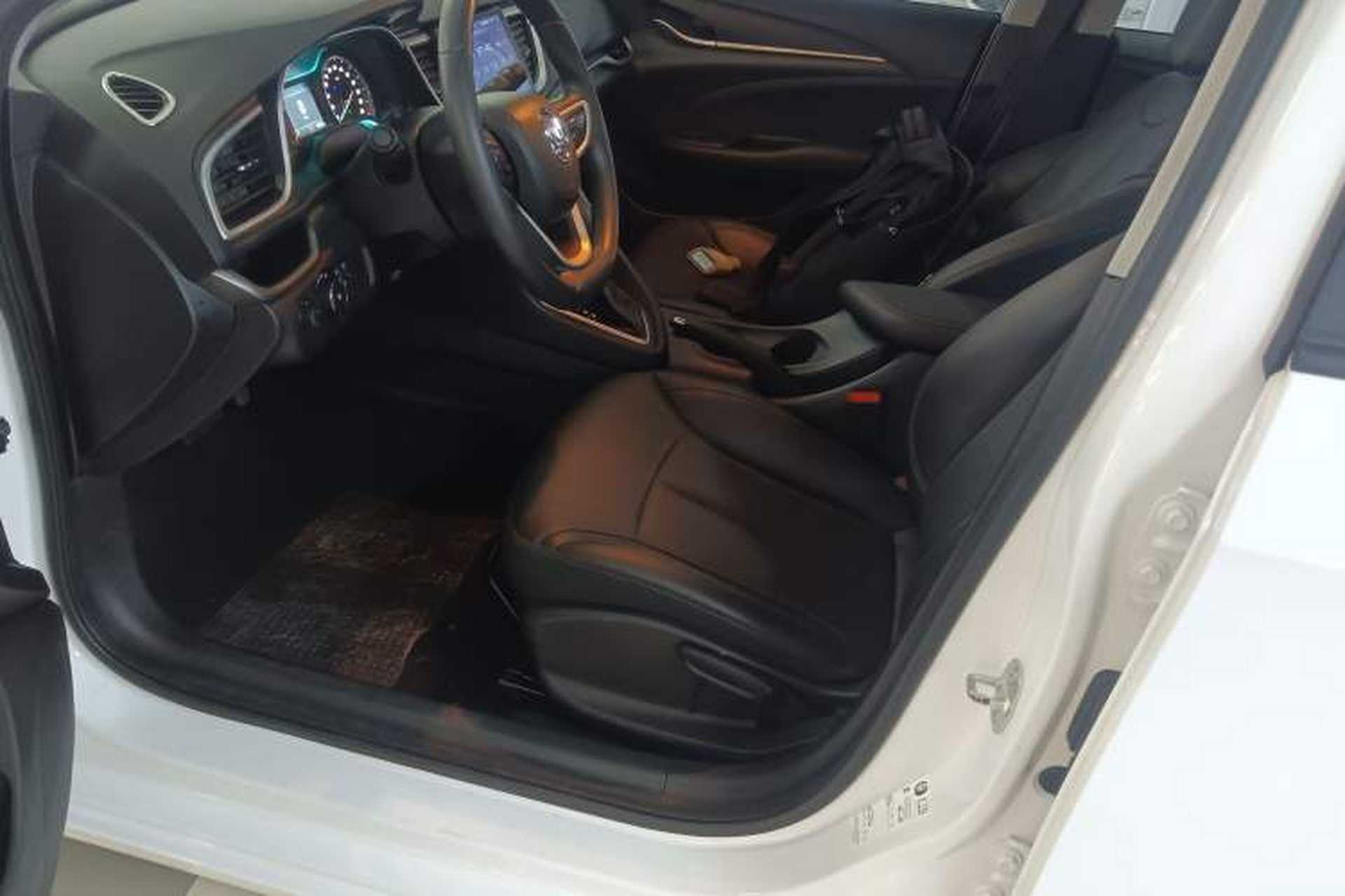Used Buick GT 2021 Revised Version 1.3T Automatic Mild Hybrid Elite Edition Left Front Seat