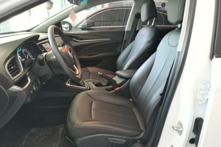 Used Buick GT 2021 Revised Version 1.3T Automatic Mild Hybrid Elite Edition Left Front Seat