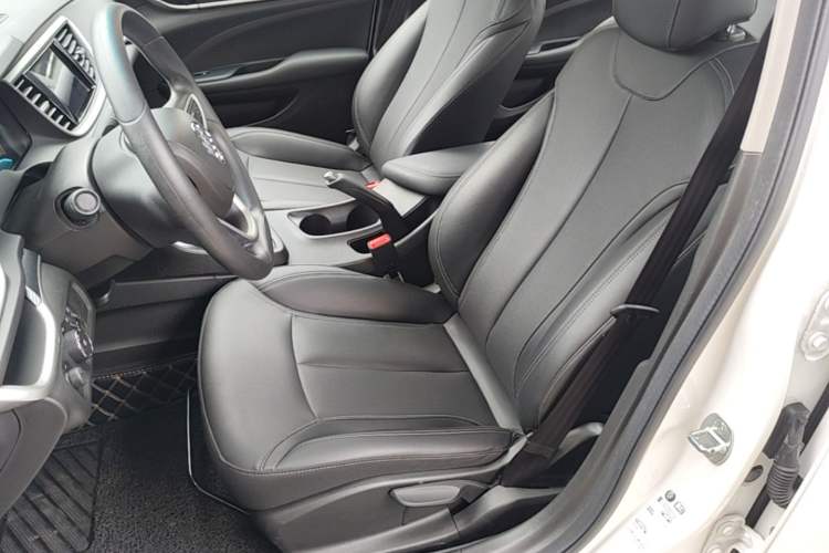 Used Buick GT 2021 Revised Version 1.3T Automatic Mild Hybrid Elite Edition Left Front Seat