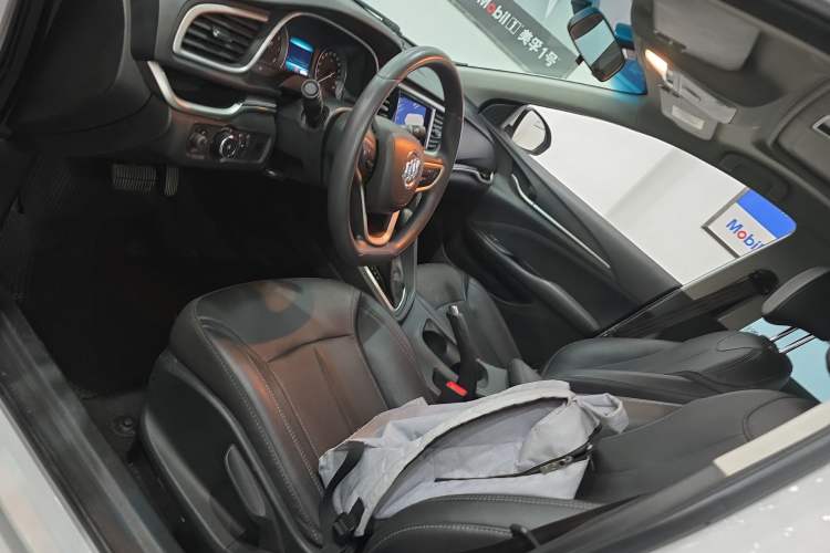 Used Buick GT 2021 Revised Version 1.3T Automatic Mild Hybrid Elite Edition Left Front Seat