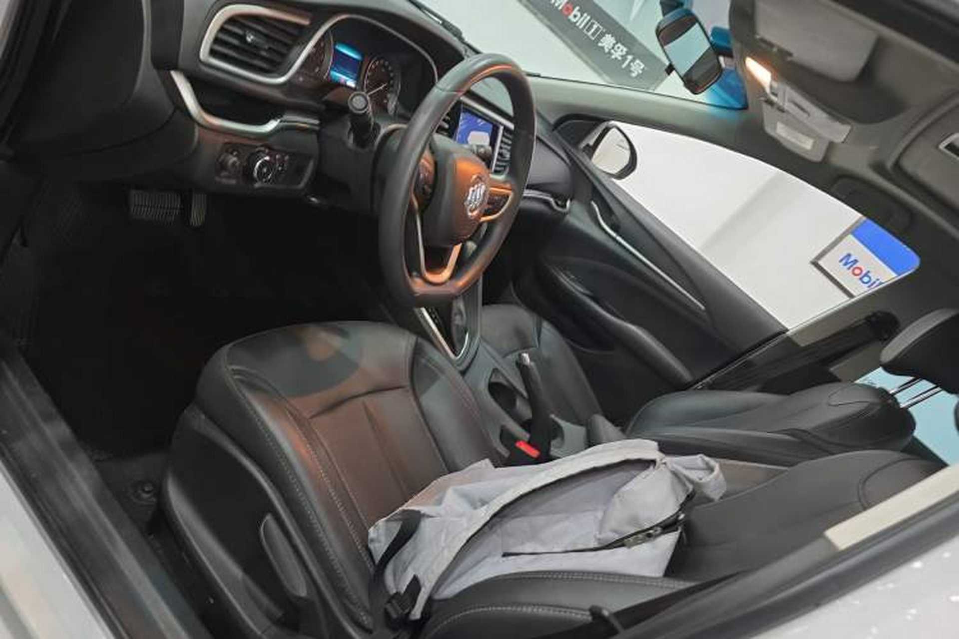 Used Buick GT 2021 Revised Version 1.3T Automatic Mild Hybrid Elite Edition Left Front Seat